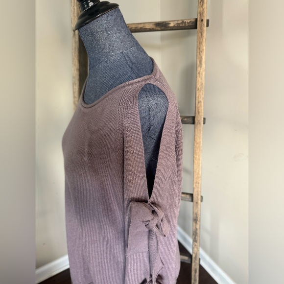 Listicle Cold Shoulder Cold Arm Pullover Sweater - Picture 5 of 11